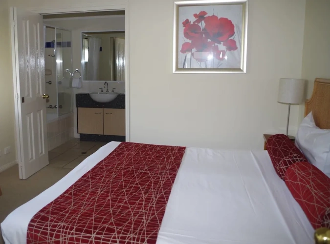 1 Bedroom Apartment with balcony