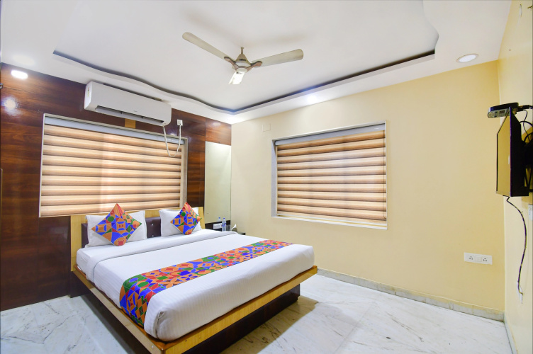 FabHotel Town Inn