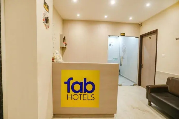 Fabhotel The Grand Suites