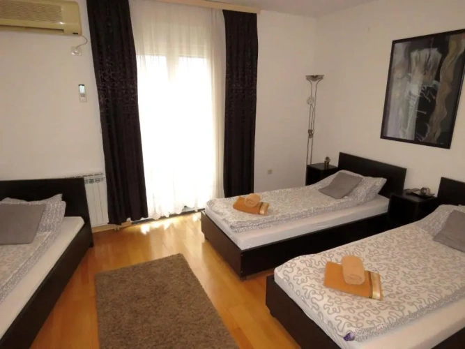 2 Bedrooms Suite with balcony and with river view