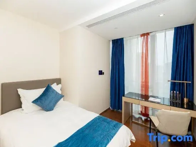 2 Bedrooms Executive Suite