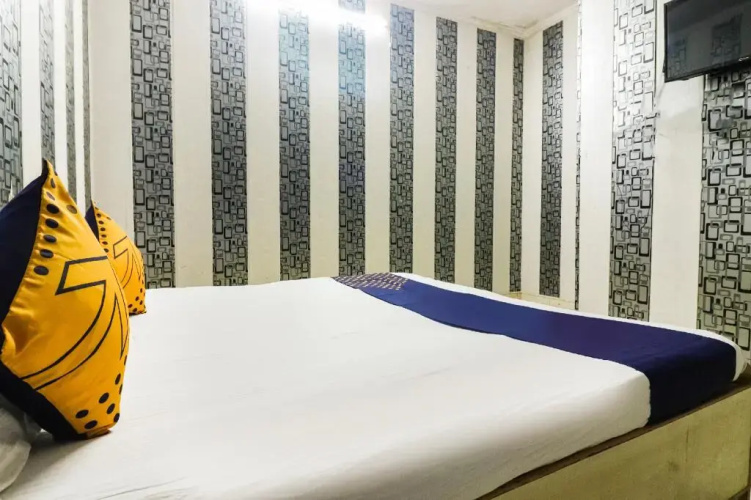 Hotel Gourav Regency by OYO Rooms