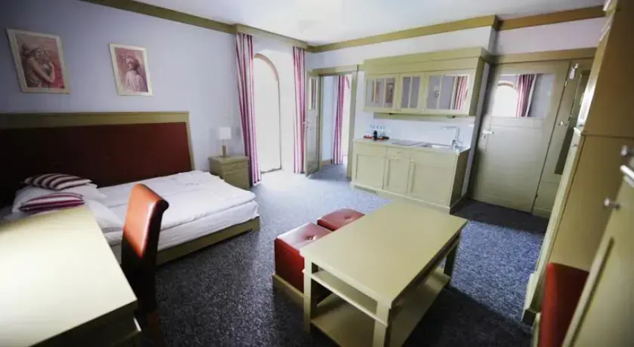 Hotel Roś