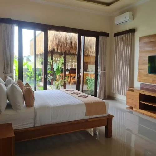2 Bedrooms Classic Villa
