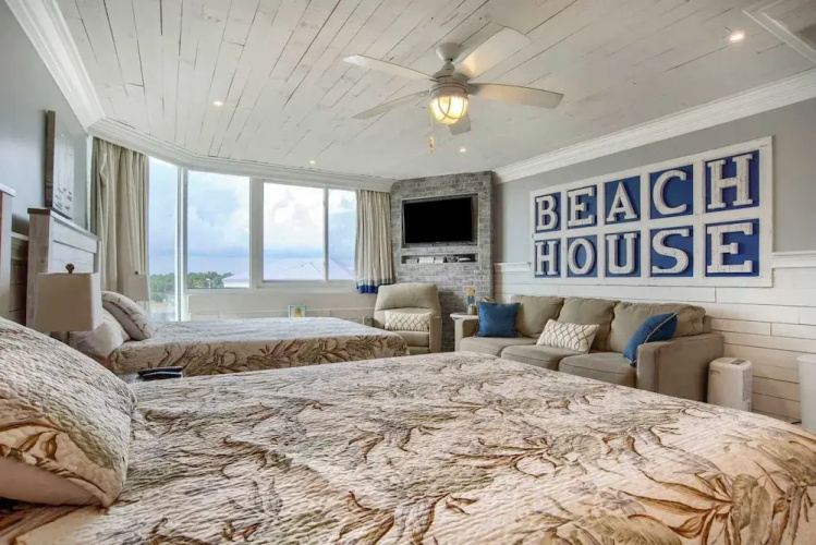 Seaside Villa Ocean View Studio!