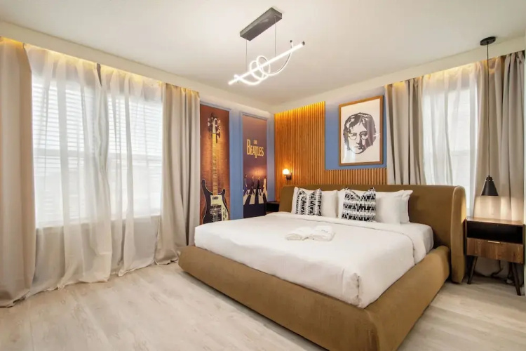 15993CCL Windsor Cay Resort