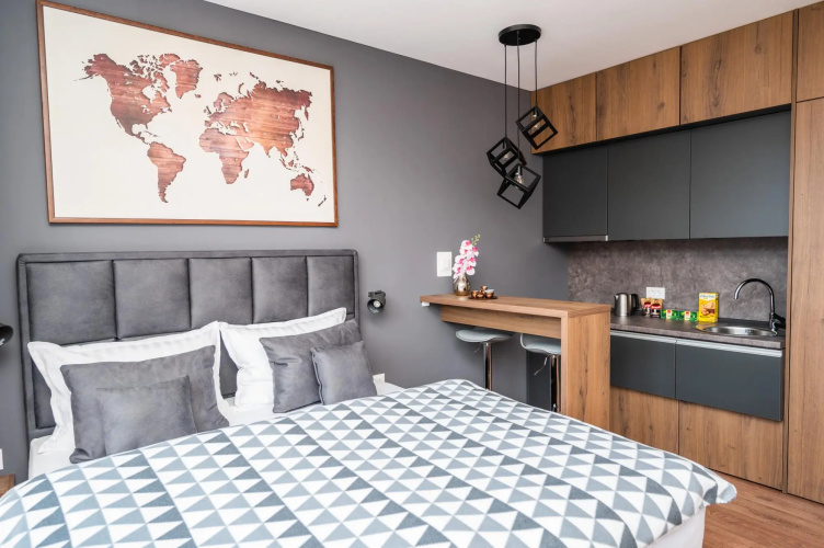 Modern and Bright Studio - Main Street