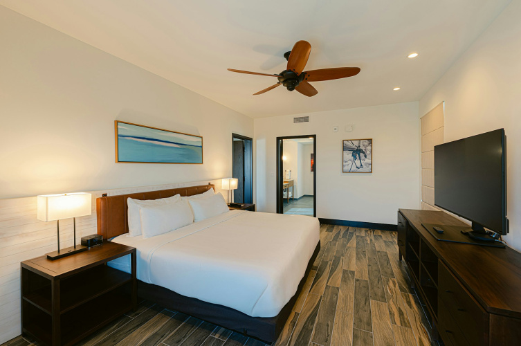 The Perry Hotel Naples