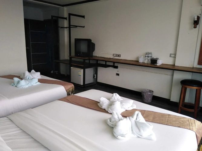 Pimpimarn Beach Hotel