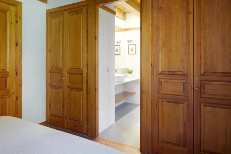 3 Bedrooms Apartment
