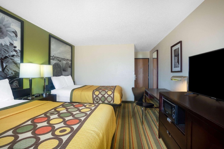 Standard Quadruple room