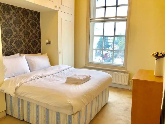 Buckingham Palace View Apartment