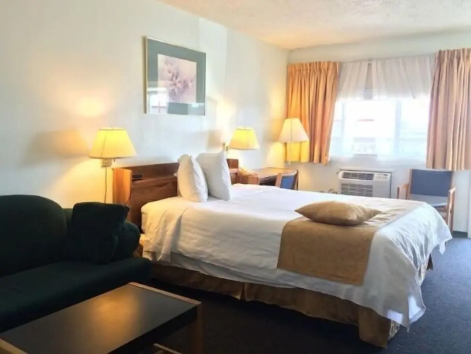 Circle 5 Motel