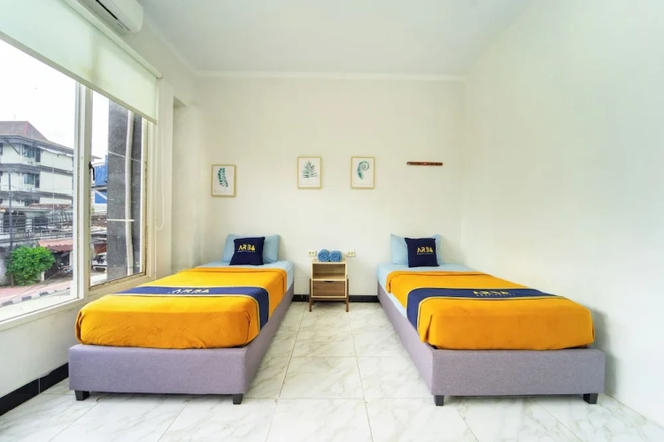 Standard Twin room