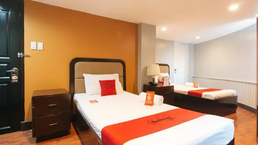 Arzo Hotel Manila