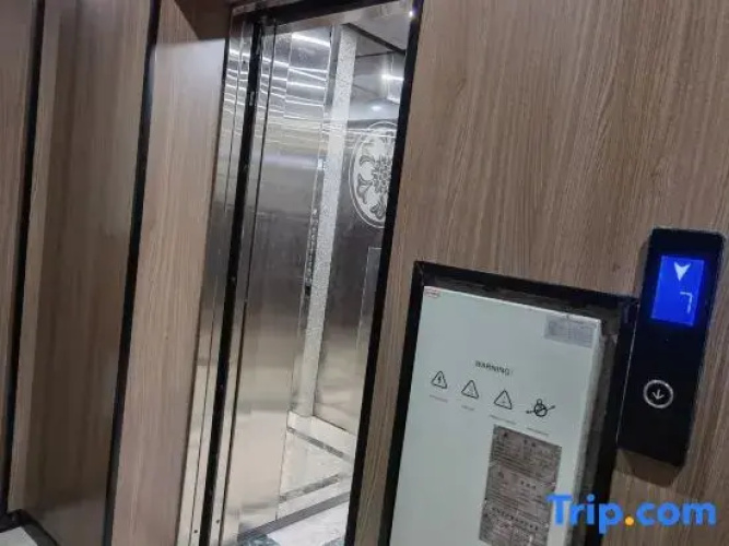 Junyue Elegant Restaurant