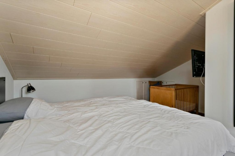 3 Bedrooms Cottage