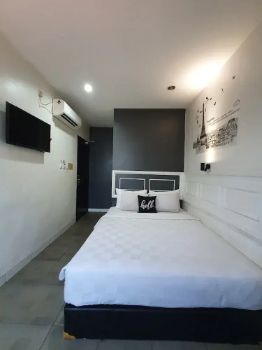 Wow! Hotel 38