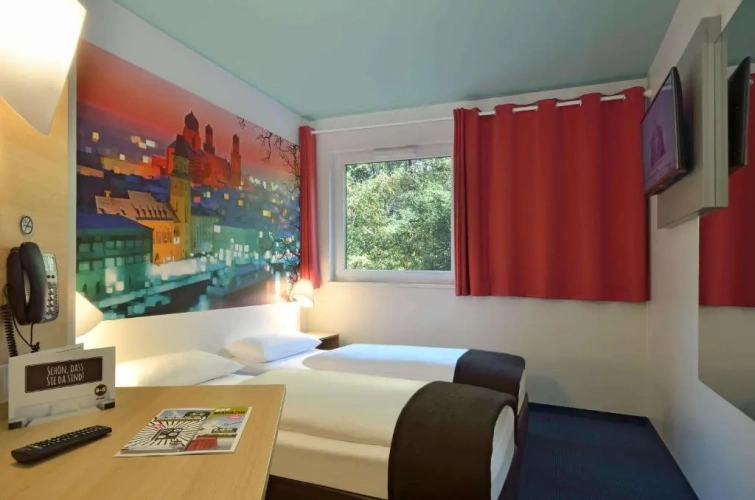 Twin room