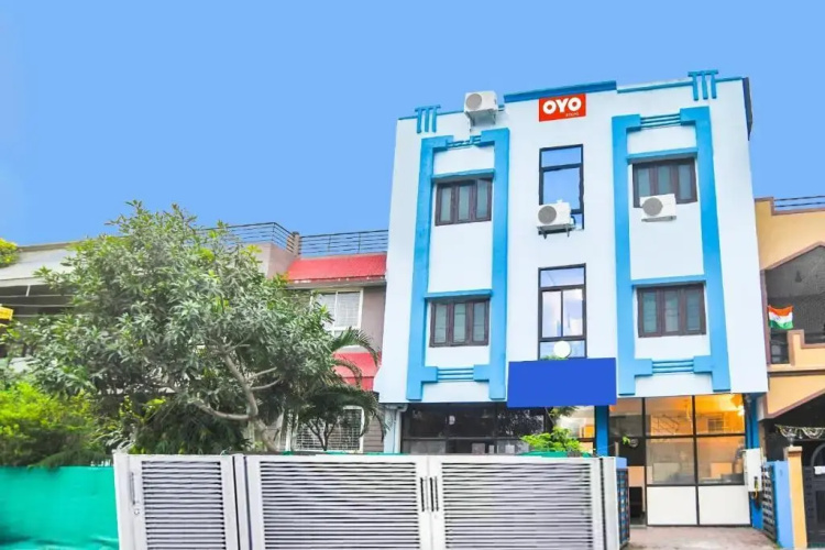 Silver Peace by OYO Rooms