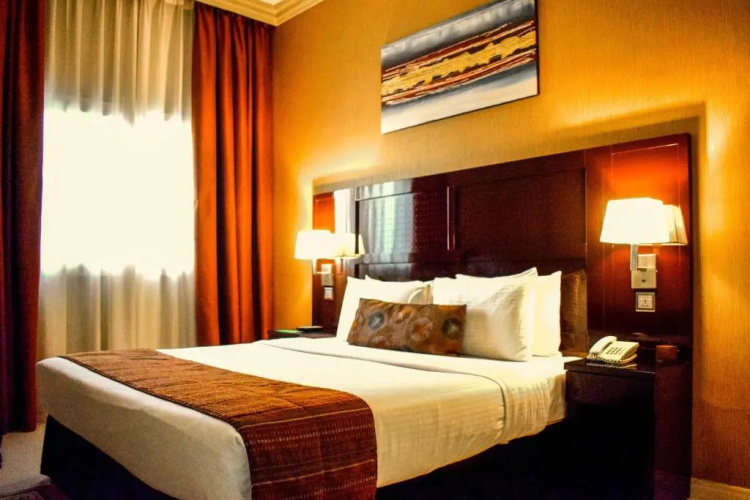 Exquisite Suite Minutes From Al Mamzar Beach