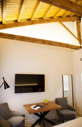 Prisma Suites