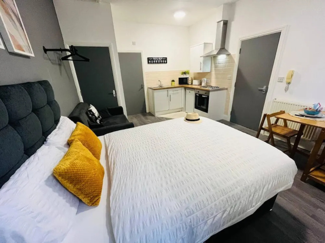 Central Stylish Studio in Liverpool City Centre