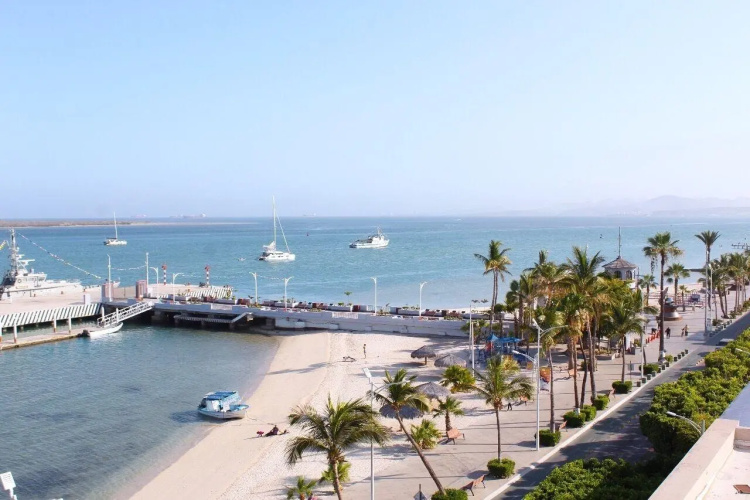Hotel Seven Crown La Paz Malecón photo 20