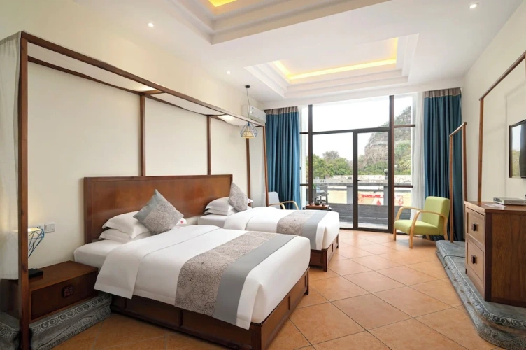 Premium Twin room
