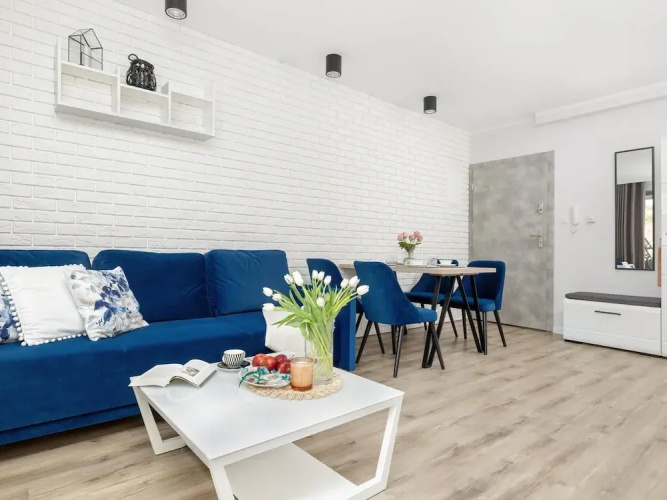 Comfortable Apartment, Pool, Close to the Beach
