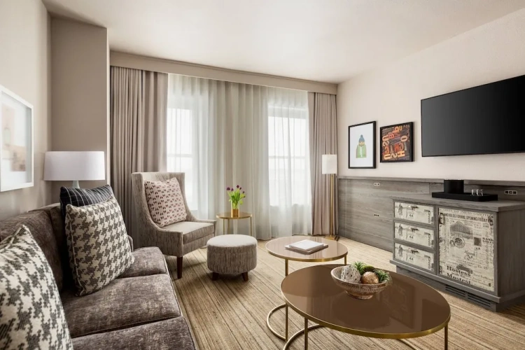 1 Bedroom Suite