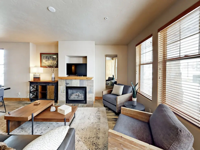 1746 Park City - 2 Br Condo