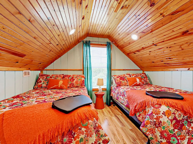 7 BR 8 Acre South Austin Multi Home Retreat by RedAwning