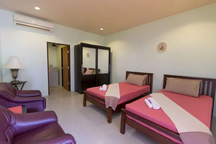Phuket Wake Park Apartment