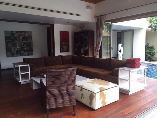 Layan Hill Pool Villa by BYG