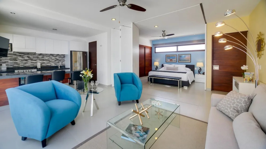 LAO PH1 Golf Course View Loft by Gate48