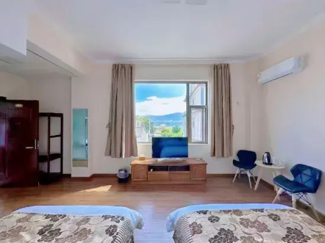 Jia Luo You  Jiu   Dian
