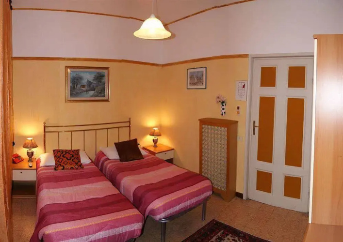 Hotel Cosmos
