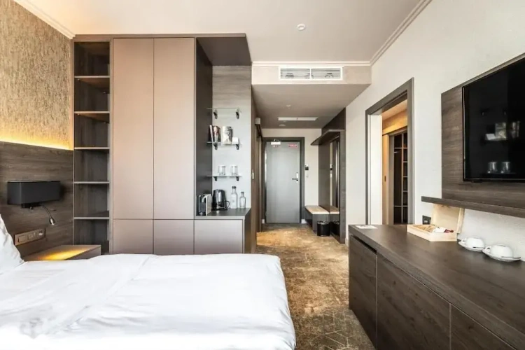 Standard Family room