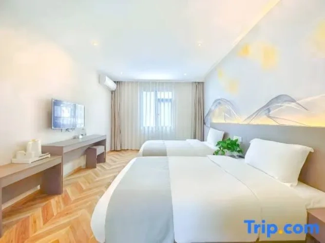 Deluxe Double room with garden view