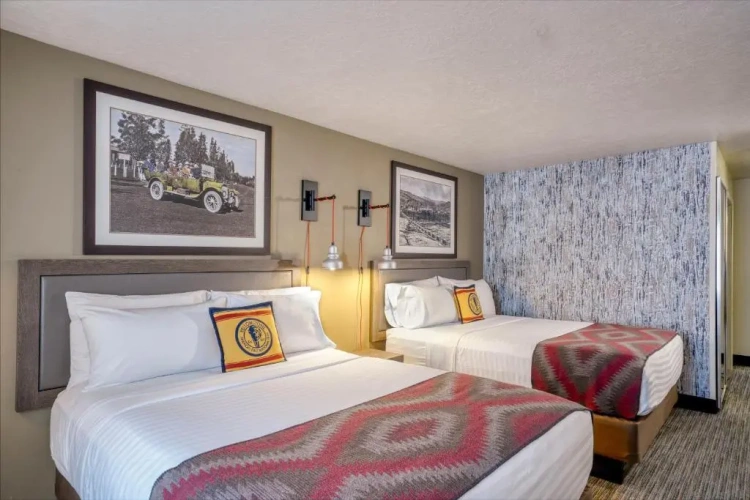 Deluxe Quadruple room