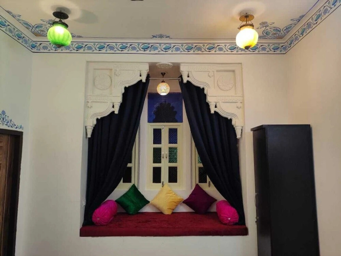Ushaan Haveli