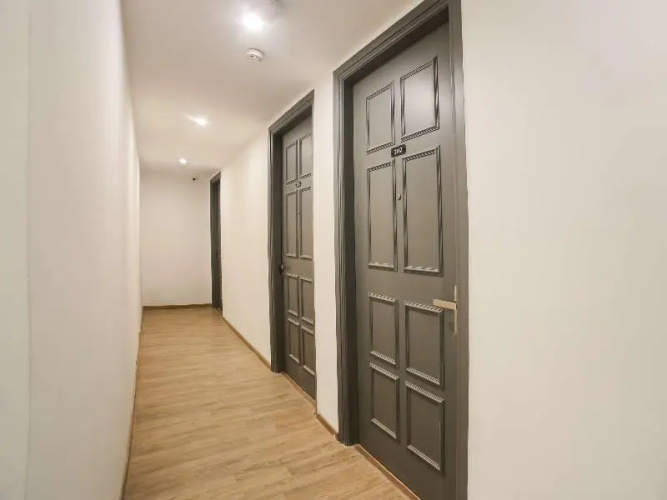 OYO townhouse18557 Sector Twenty Seven
