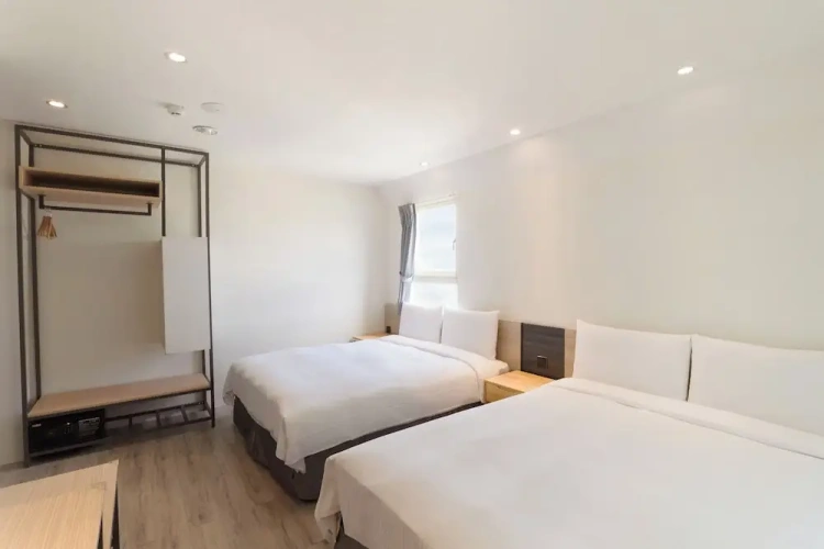 Deluxe Quadruple room