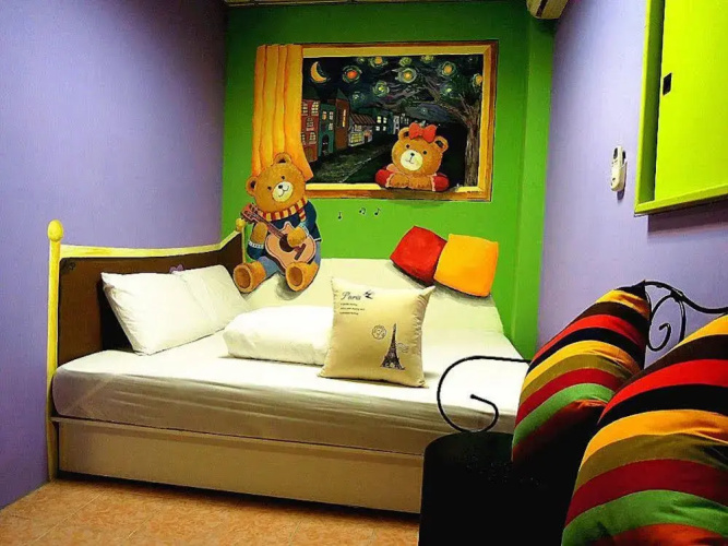 Feng Chia Music House