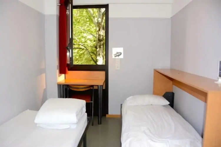 Economy Twin room
