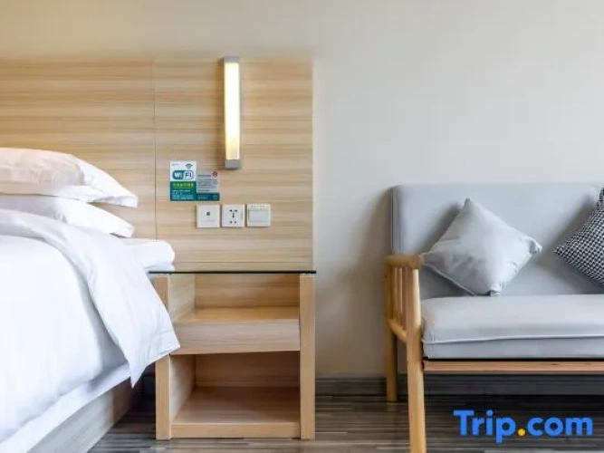 Standard Double room with river view
