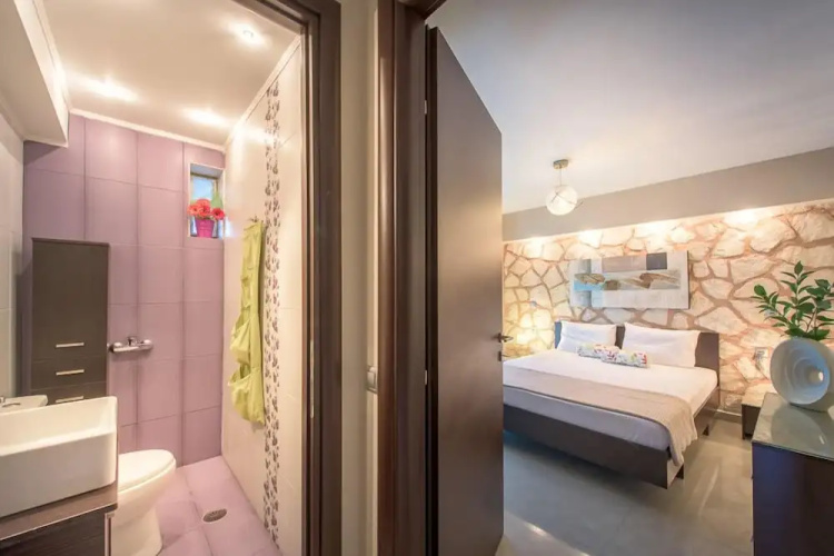 Limneon Villas
