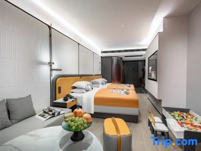 Deluxe Family Suite