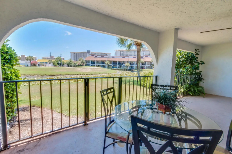 Edgewater Golf Villa 201